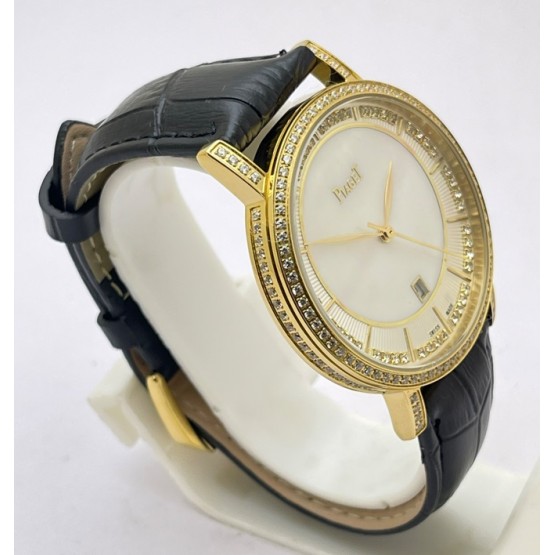 Piaget Altiplano White Mother Of Pearl Diamond Bezel Watch