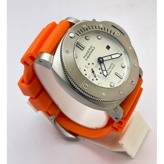 Panerai Submersible Orange Rubber Strap Swiss Automatic Watch