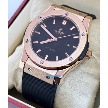 Hublot Vendom Classic Rose Gold Black Rubber Strap Swiss Automatic Watch