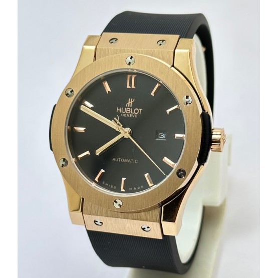 Hublot Vendom Classic Rose Gold Black Rubber Strap Swiss Automatic Watch