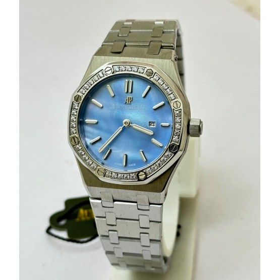 Audemars Piguet Royal Oak Diamond Sky Blue Mother of Pearl Ladies Watch