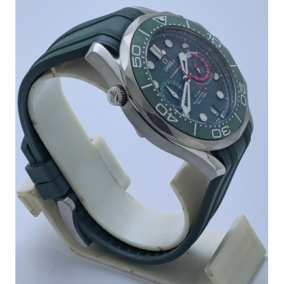 Omega Seamaster 300 Diver Green Chronograph Rubber Strap Watch