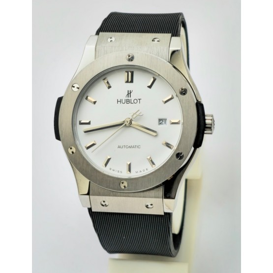 Hublot Vendom Classic White Rubber Strap Swiss Automatic Watch