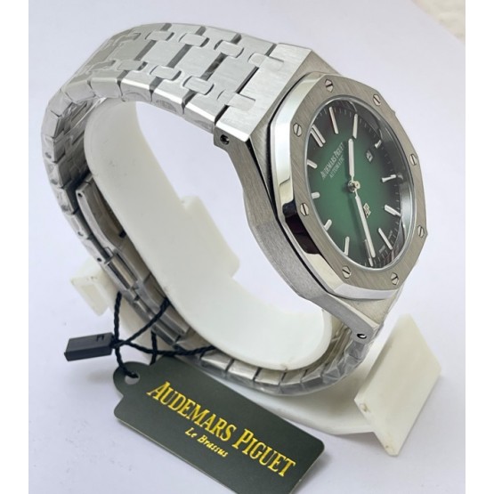 Audemars Piguet Royal Oak Jumbo Green Steel Swiss Automatic Watch