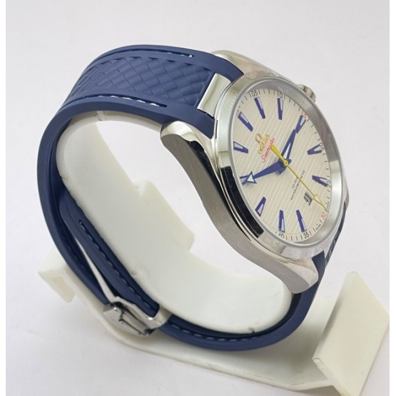 OMEGA SEAMASTER AQUA TERRA WHITE RUBBER STRAP LIMITED EDITION SWISS AUTOMATIC WATCH