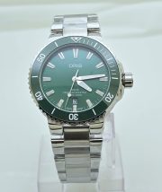 Oris Aquis Green Steel Swiss Automatic Watch - Image 3