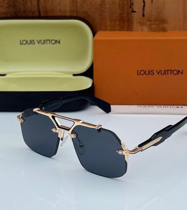 First Copy Replica Sunglasses In Delhi