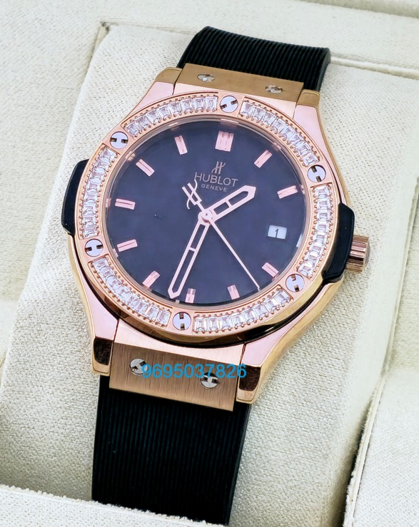 Hublot Classic Fusion Diamond Black Rubber Strap Ladies Watch