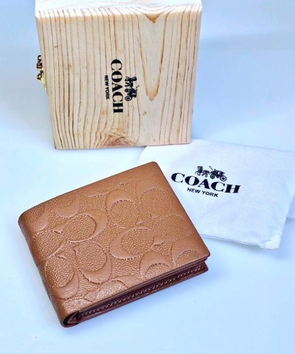 First Copy Wallets In Ahmedabad