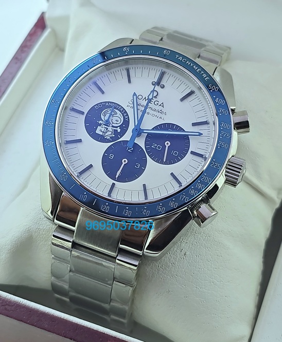 Omega Eyes On Star Silver Snoopy Watches