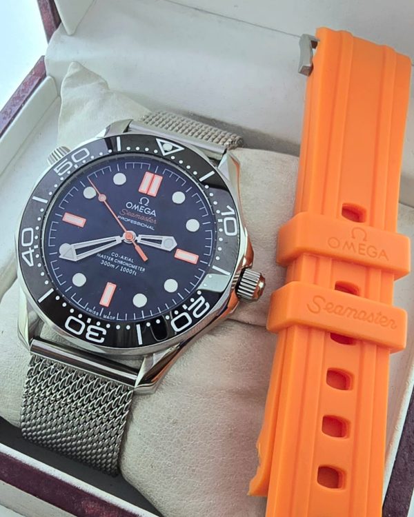 Omega Seamaster Diver 300M No-Date Edition Watches In Delhi