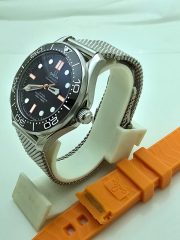 Omega Seamaster Diver 300M No-Date Edition Goes Orange Dual Strap Swiss Automatic Watch - Image 4
