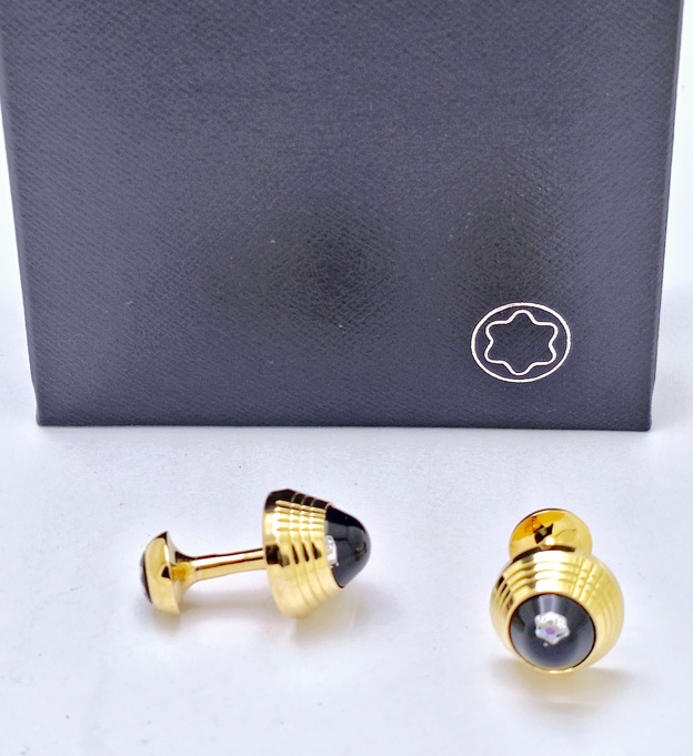 First Copy Cufflinks In Bengaluru