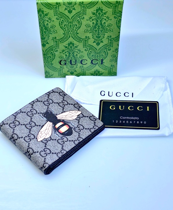 First Copy Wallet In Kolkata