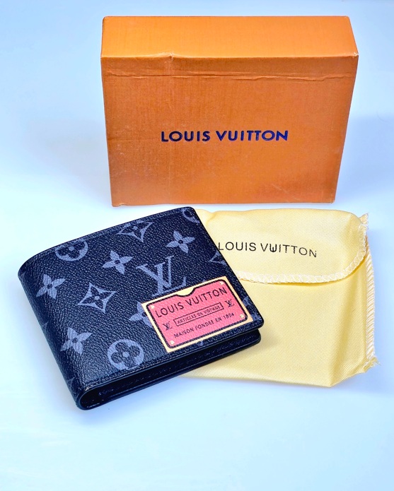 Lv Wallet - 3