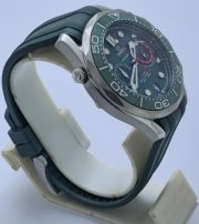 Omega Seamaster 300 Diver Green Chronograph Rubber Strap Watch - Image 5