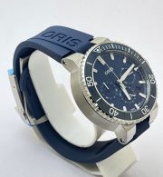 Oris Aquis Chronograph Blue Rubber Strap Watch - Image 5