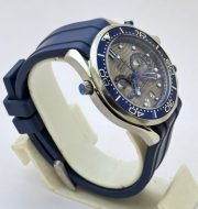 Omega Seamaster Diver Grey Chronograph Blue Rubber Strap Watch - Image 4